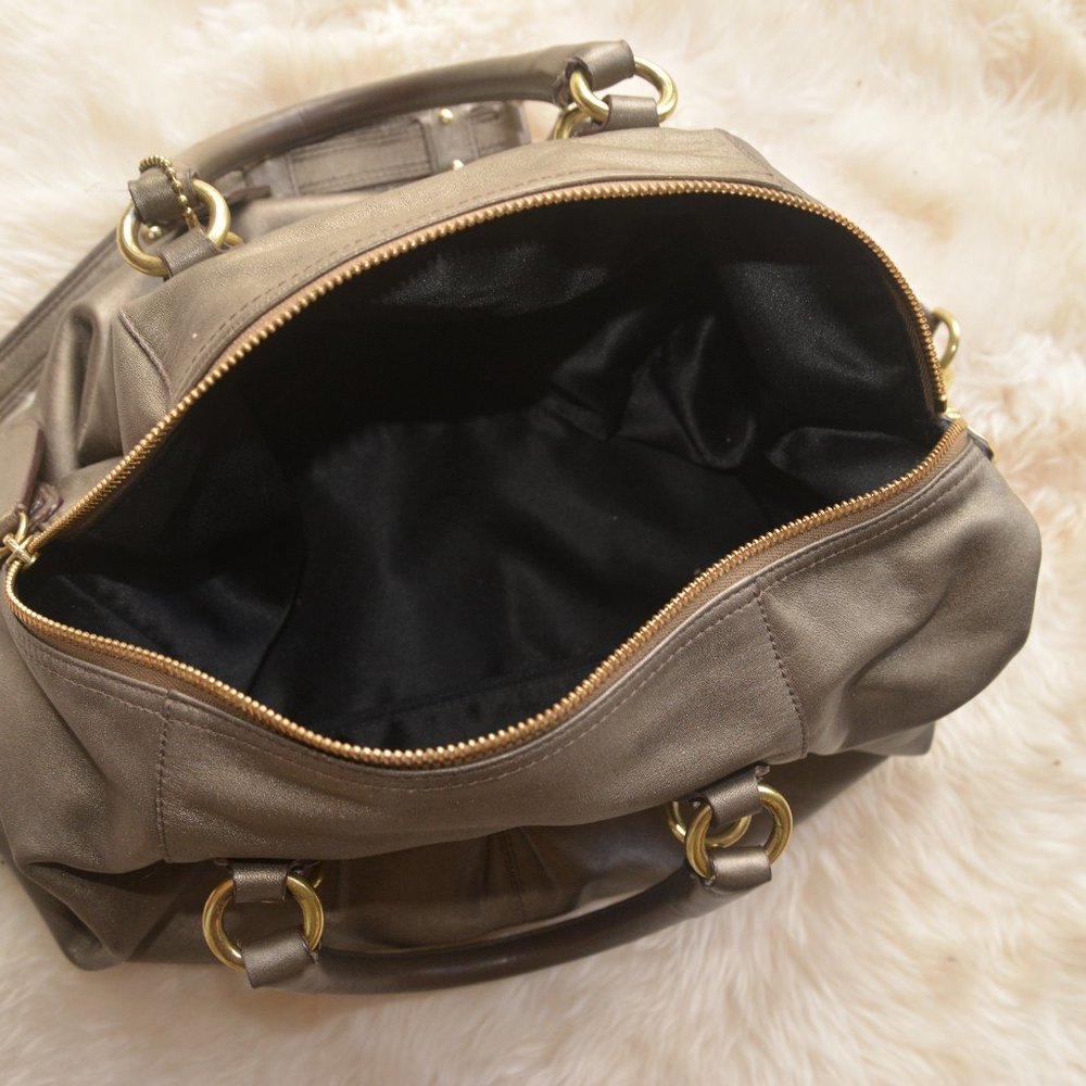 Coach purse - Picture 4 of 6